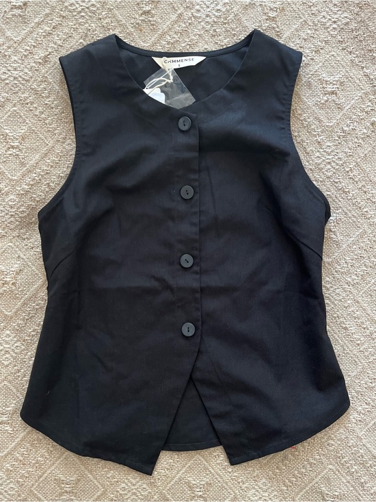 Commense Tops - NWT Commense Black Linen Blend Button Front Vest Top Minimalist Sleeveless